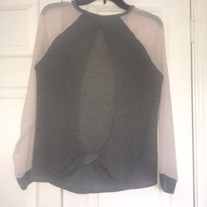 Light weight sweater